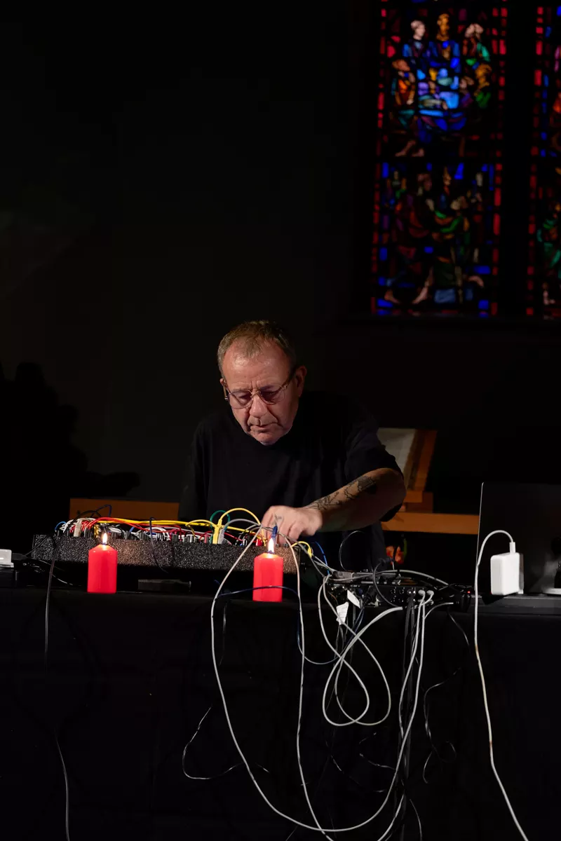 Drew McDowall concert