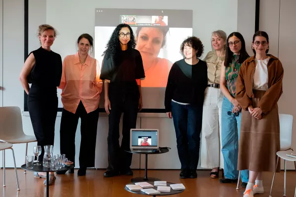 « On Words » avec Mai-Thu Perret, Isabelle Cornaro, Pauline Julier et Latifa Echakhch