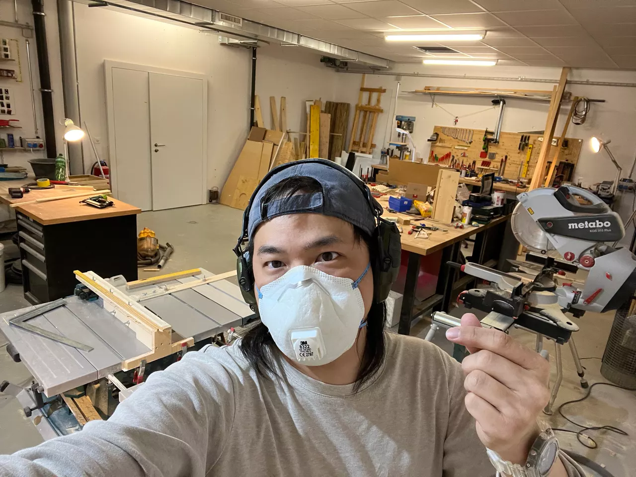 Hao Ni, La Becque's wood workshop