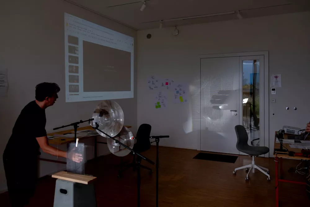 Solar Lab - Juliette Bibasse & Joanie Lemercier