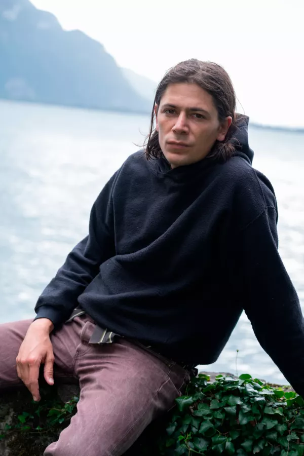 Thaddé Comar, La Becque, 2025, photo Aurélien Haslebacher